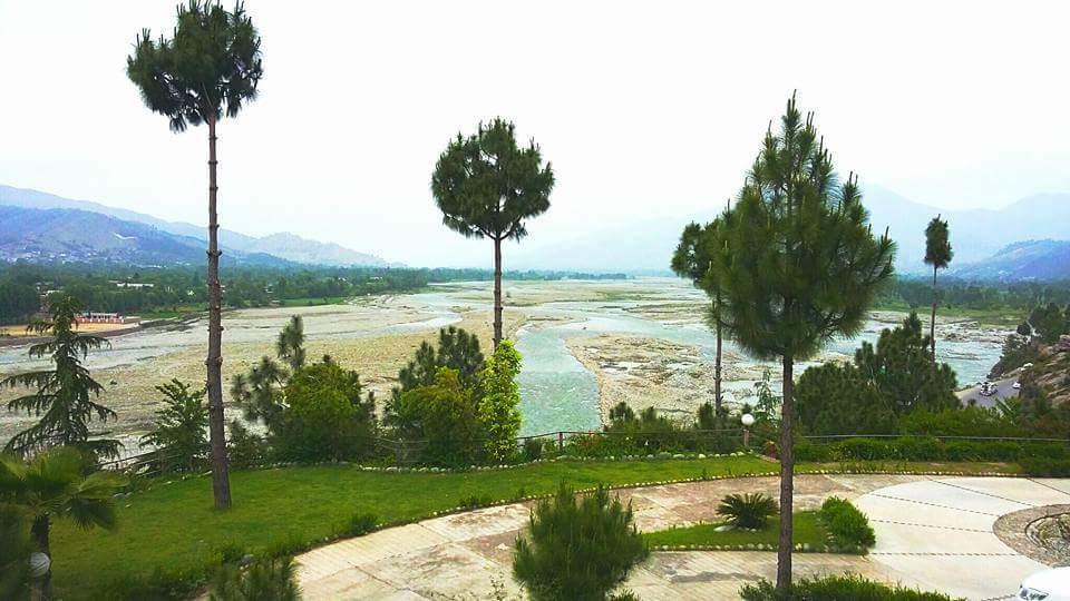 Rock City Resort Mingora Екстериор снимка