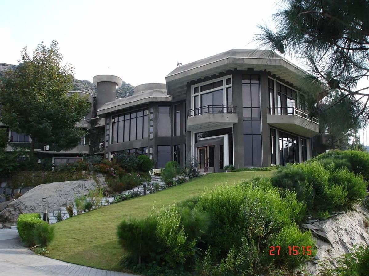 Rock City Resort Mingora Екстериор снимка