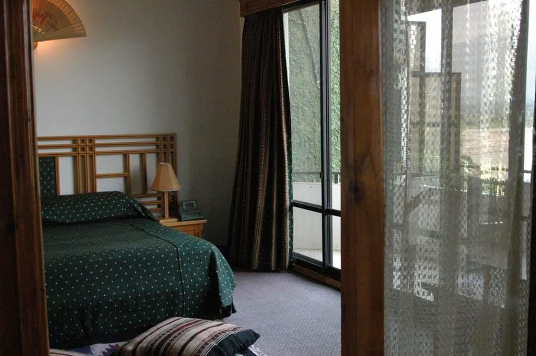 Rock City Resort Mingora Екстериор снимка