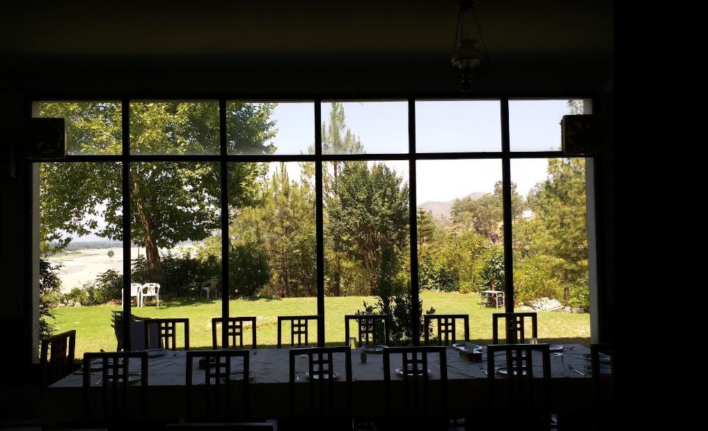 Rock City Resort Mingora Екстериор снимка