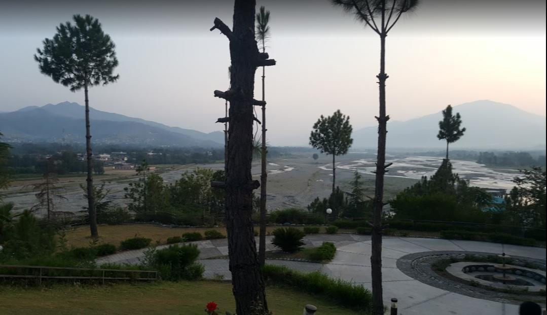 Rock City Resort Mingora Екстериор снимка
