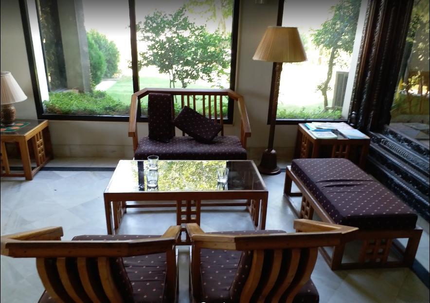 Rock City Resort Mingora Екстериор снимка